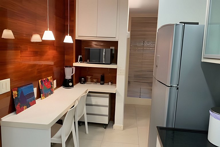 Leblon c/ patio interno e gar pertissimo  da praia