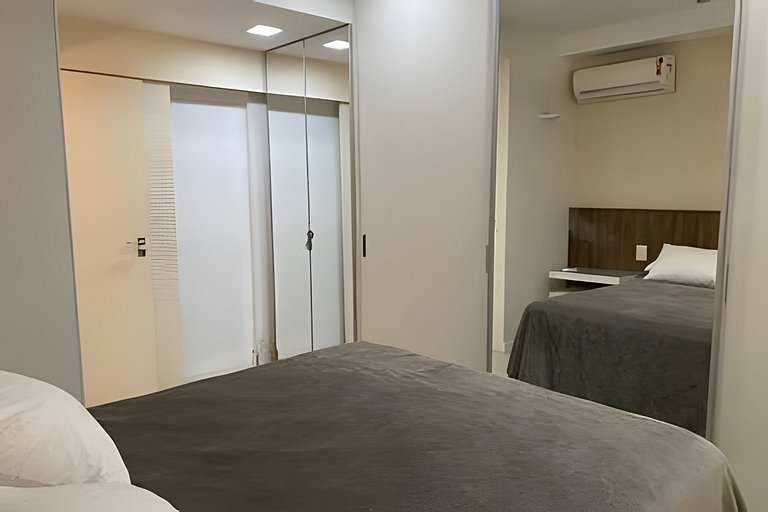 Leblon c/ patio interno e gar pertissimo  da praia