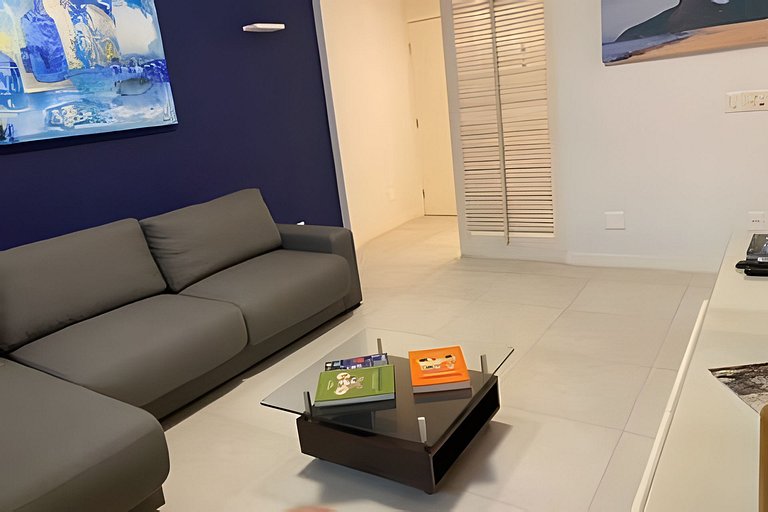 Leblon c/ patio interno e gar pertissimo  da praia