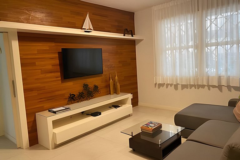 Leblon c/ patio interno e gar pertissimo  da praia
