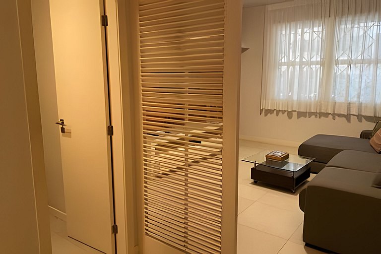 Leblon c/ patio interno e gar pertissimo  da praia
