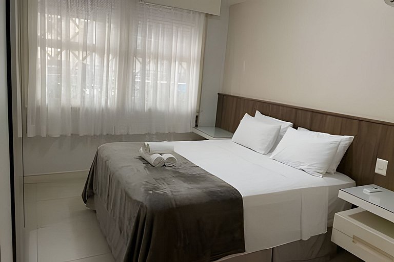 Leblon c/ patio interno e gar pertissimo  da praia