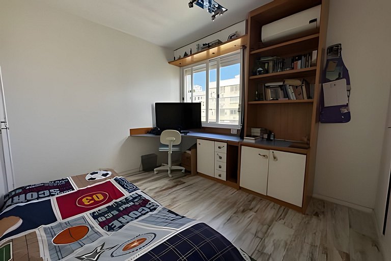 Leblon amplo 3 qtos vista livre