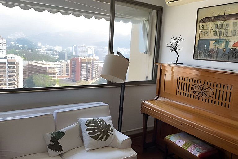 Lindo 2 quartos no Leblon com vista para o verde