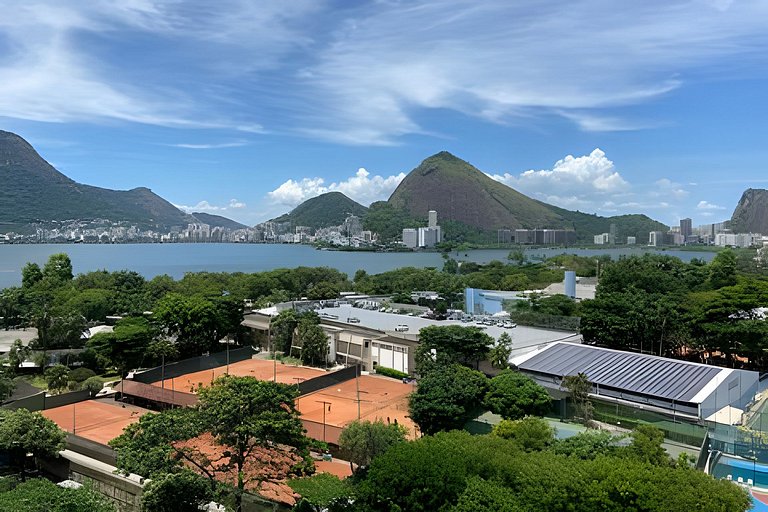 Leblon 2 qtos com WI-FI, vaga e vista para a Lagoa