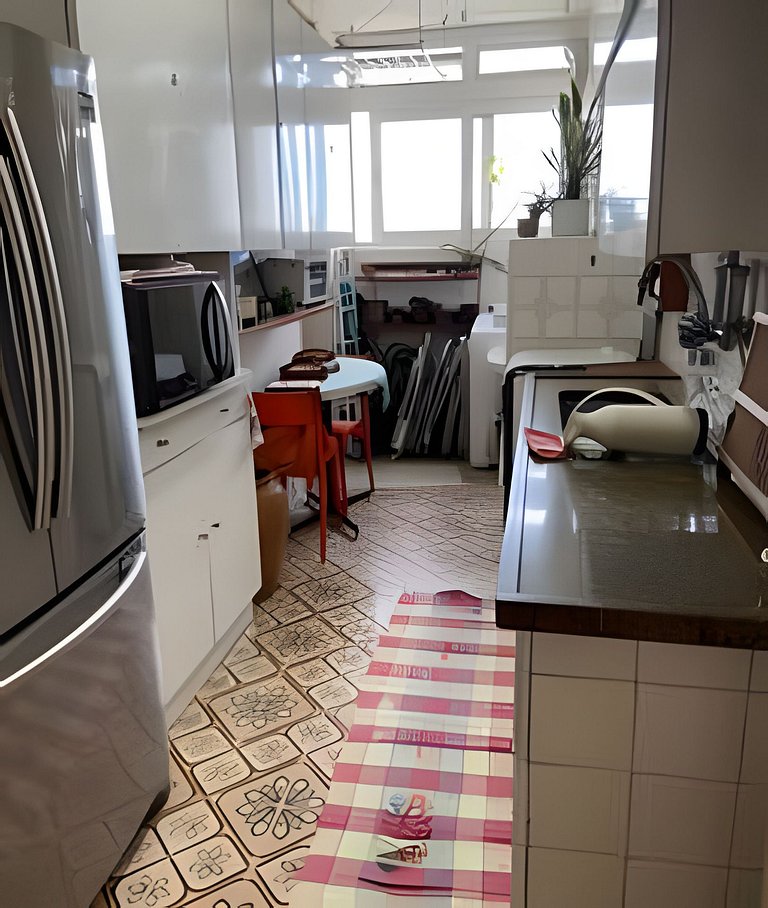 Leblon 2 qtos com WI-FI, vaga e vista para a Lagoa